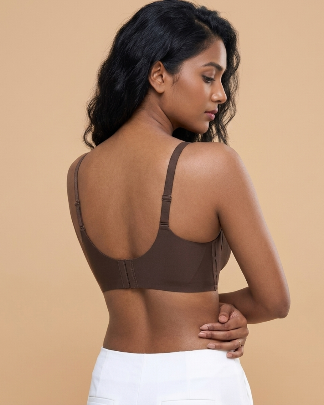 Woman wearing Longwear Bra in brown SHAPE